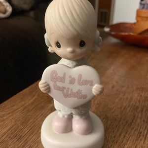 Precious Moments God is Love Valentine Figurine Dated 1981